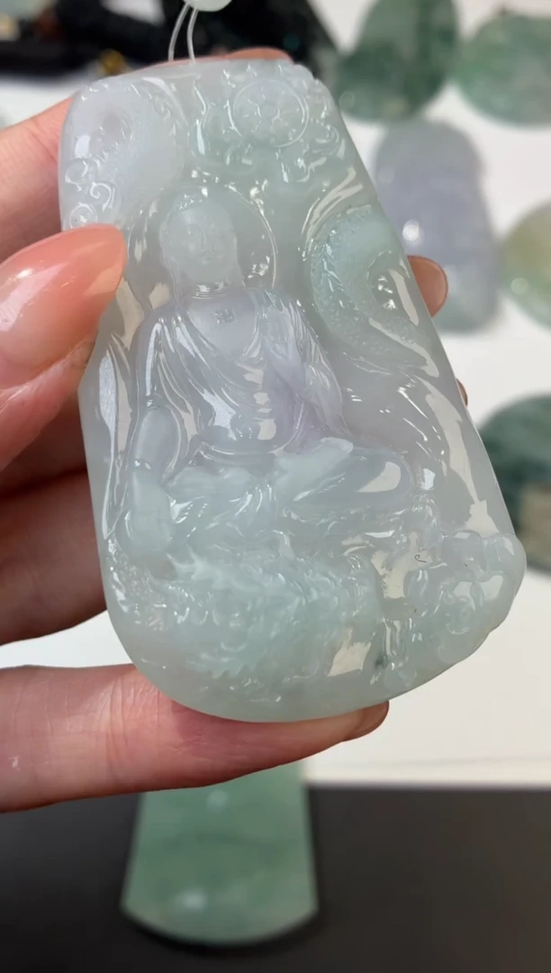 未镶嵌挂件翡翠305928    多人