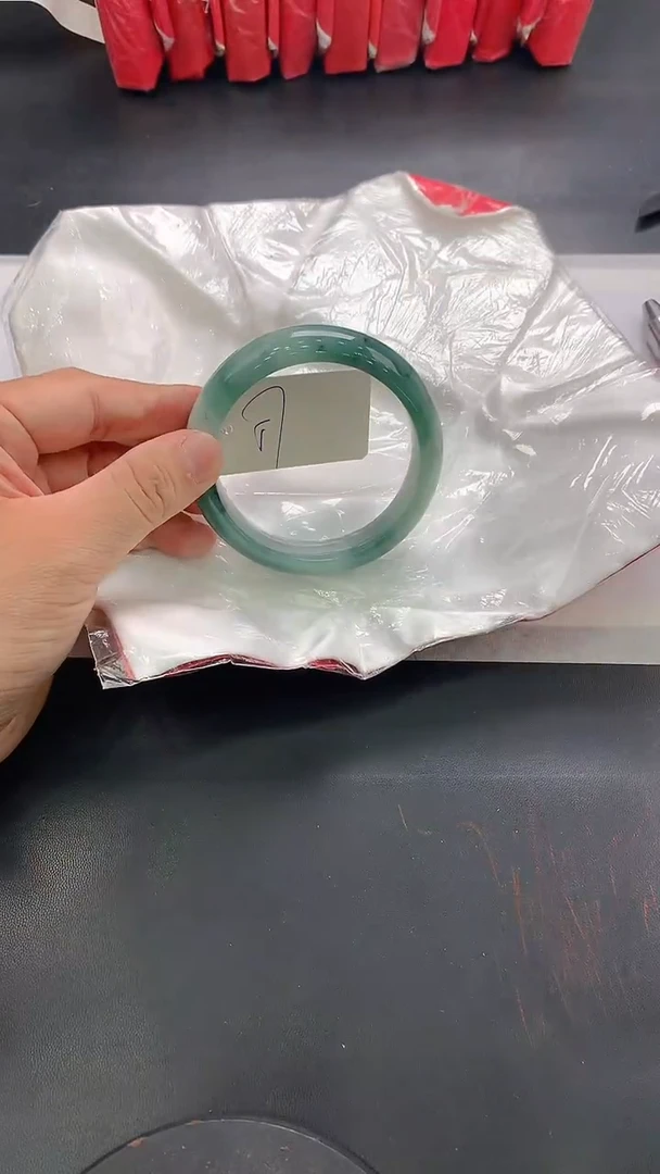 翡翠手镯未镶嵌234