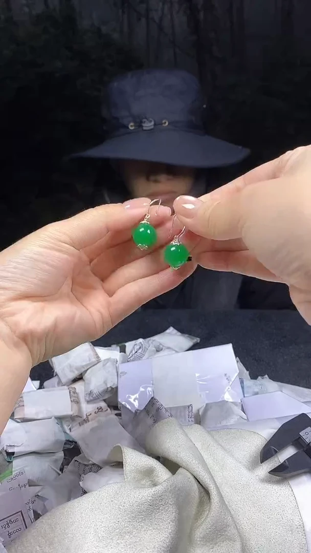 满色吊坠 所见即所得！！