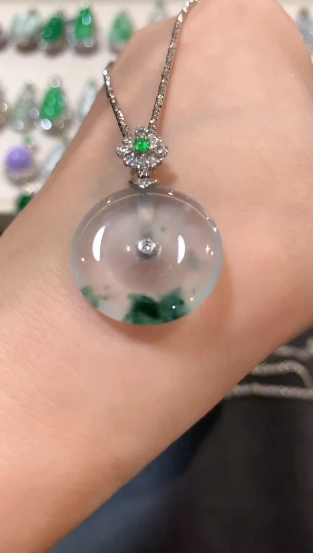 翡翠18K金镶嵌吊坠(不含链)b103