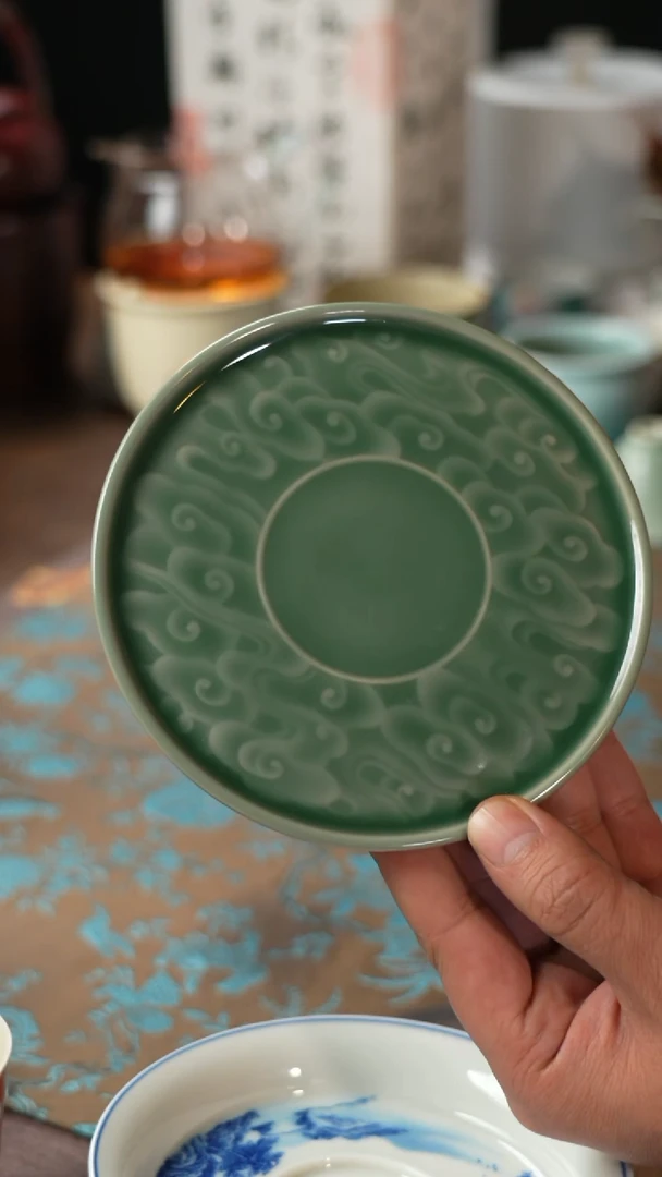 【闪购商品】龙泉青瓷雕刻祥云壶承