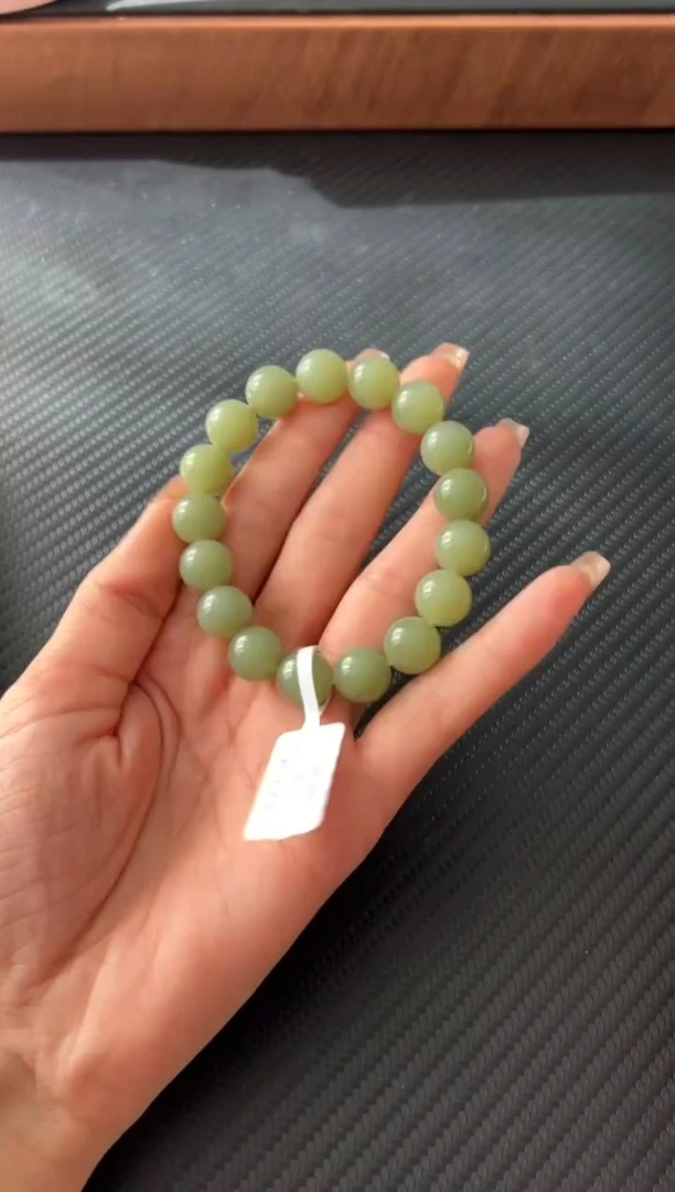 未镶嵌手串和田玉若羌微色差卡12k