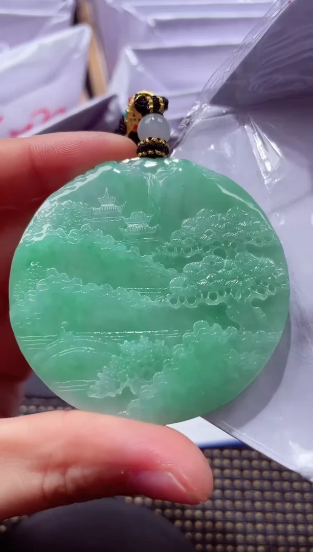 颈饰未镶嵌翡翠11111