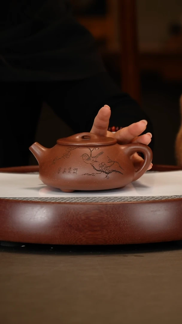 【闪购商品】紫砂茶壶【高建芳】底槽清景舟石瓢  350CC