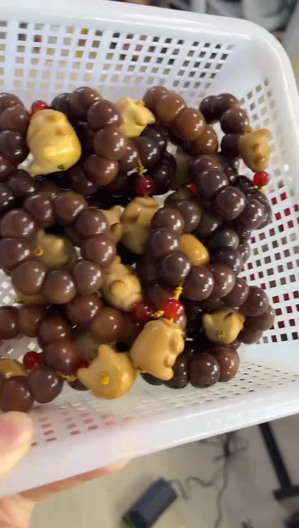 吊坠菩提根/象牙果布丁狗山竹手捻14mm