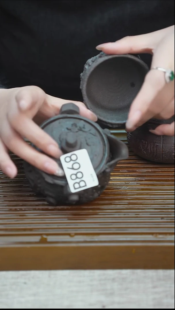 ?**白纯手工粗陶茶具每一只不一样