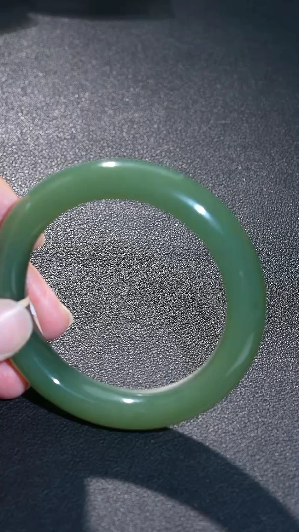 未镶嵌手镯和田玉67