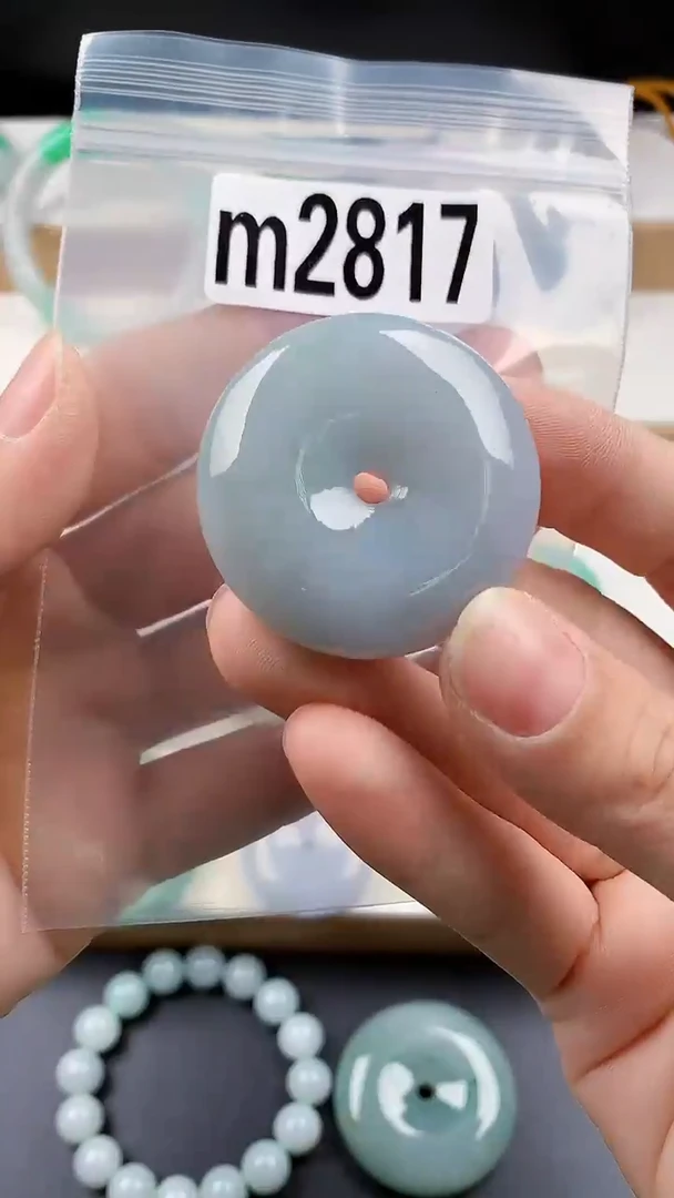 颈饰未镶嵌翡翠天然翡翠吊坠挂件