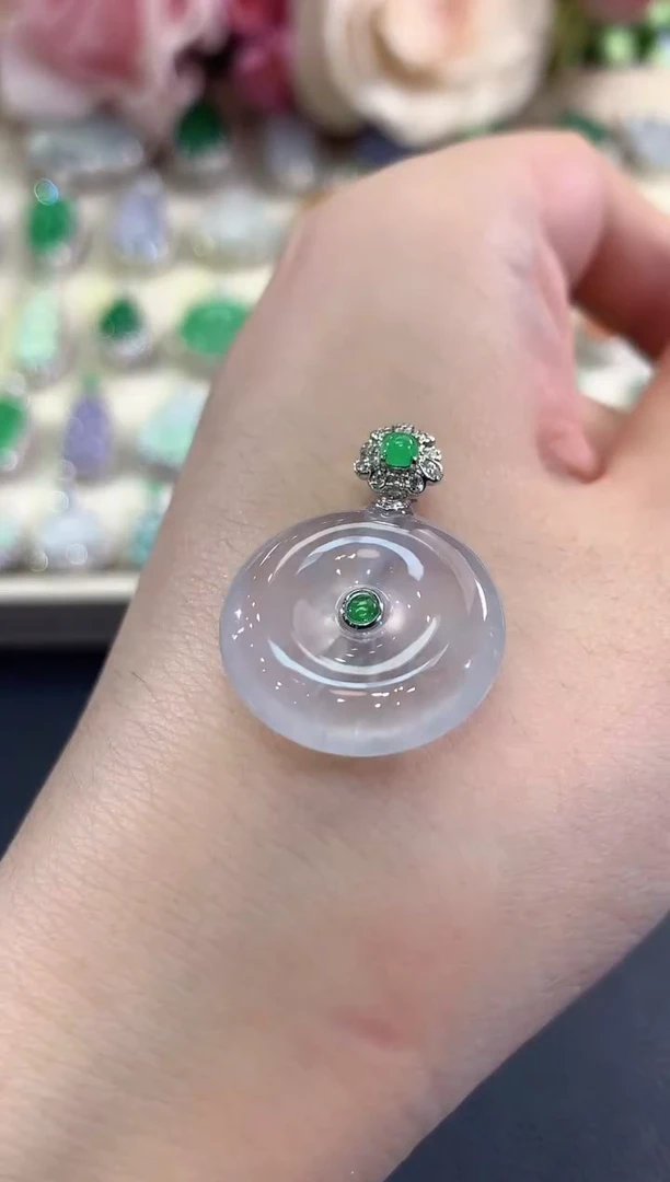 吊坠(不含链)18K金镶嵌翡翠b53