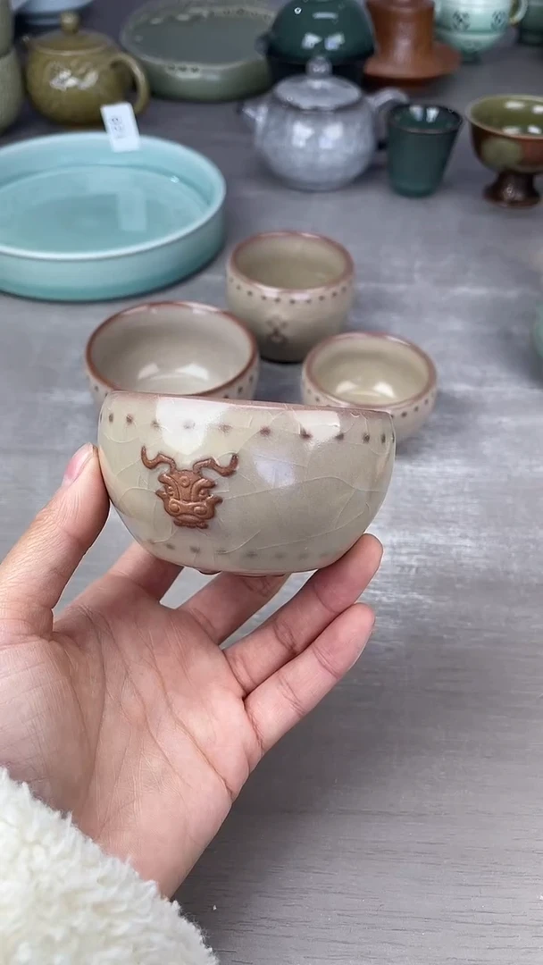 B****r青瓷仓储清仓福利微瑕