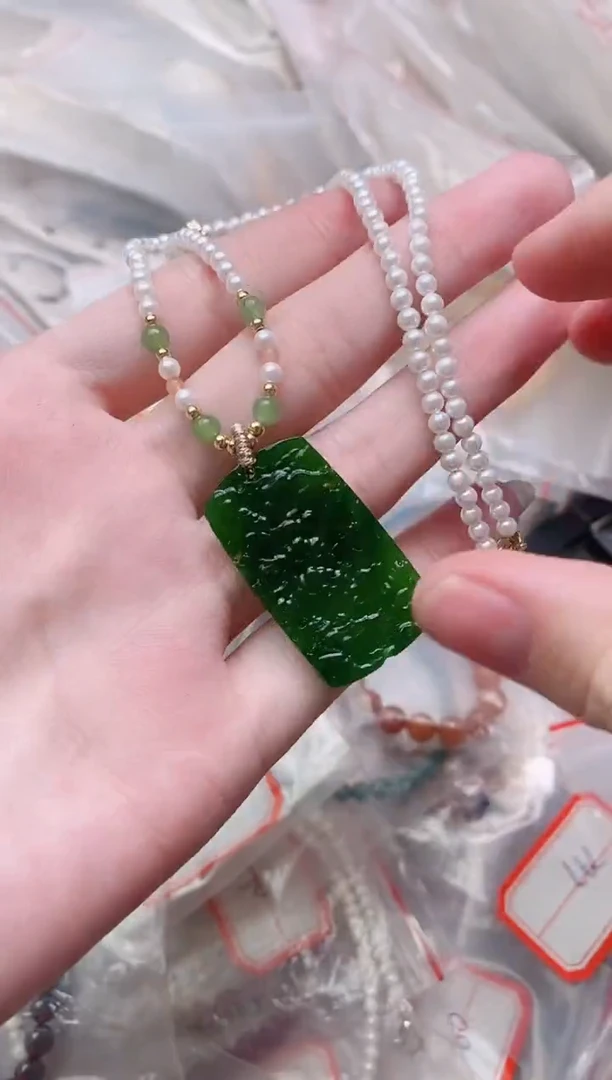 和田玉未镶嵌颈饰多样性发拍一发一