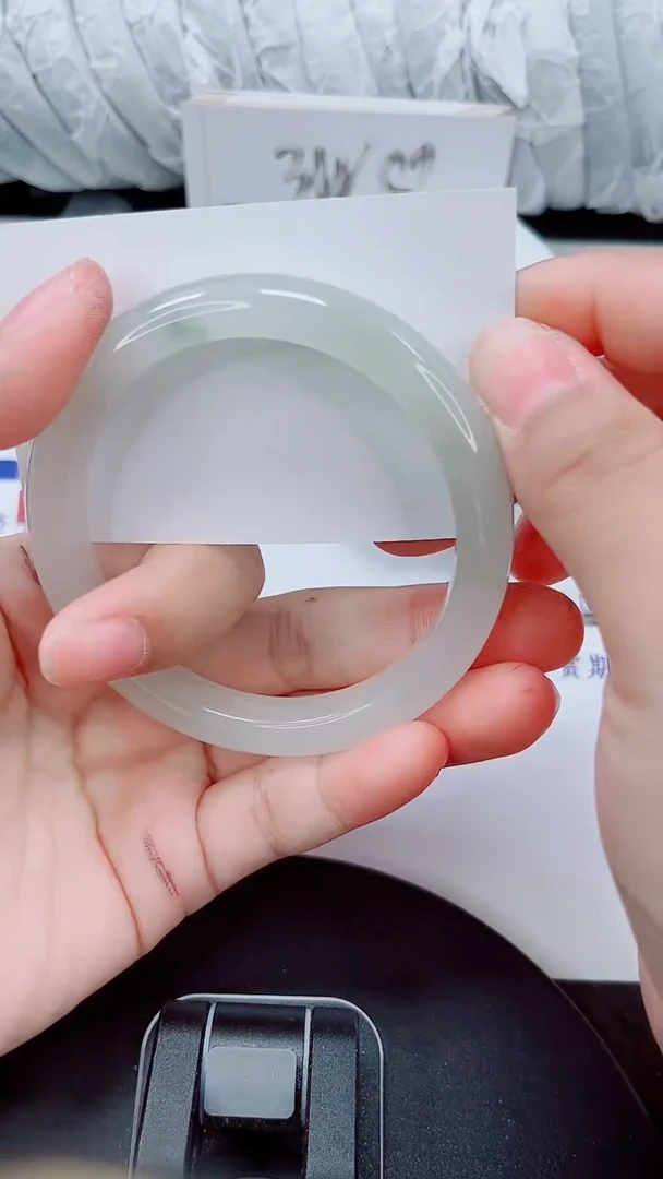 未镶嵌手镯石英质玉297-58/59