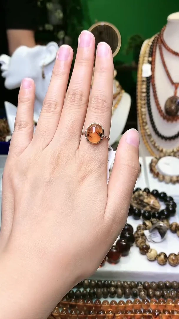 【闪购商品】琥珀裸石未镶嵌抚顺琥珀