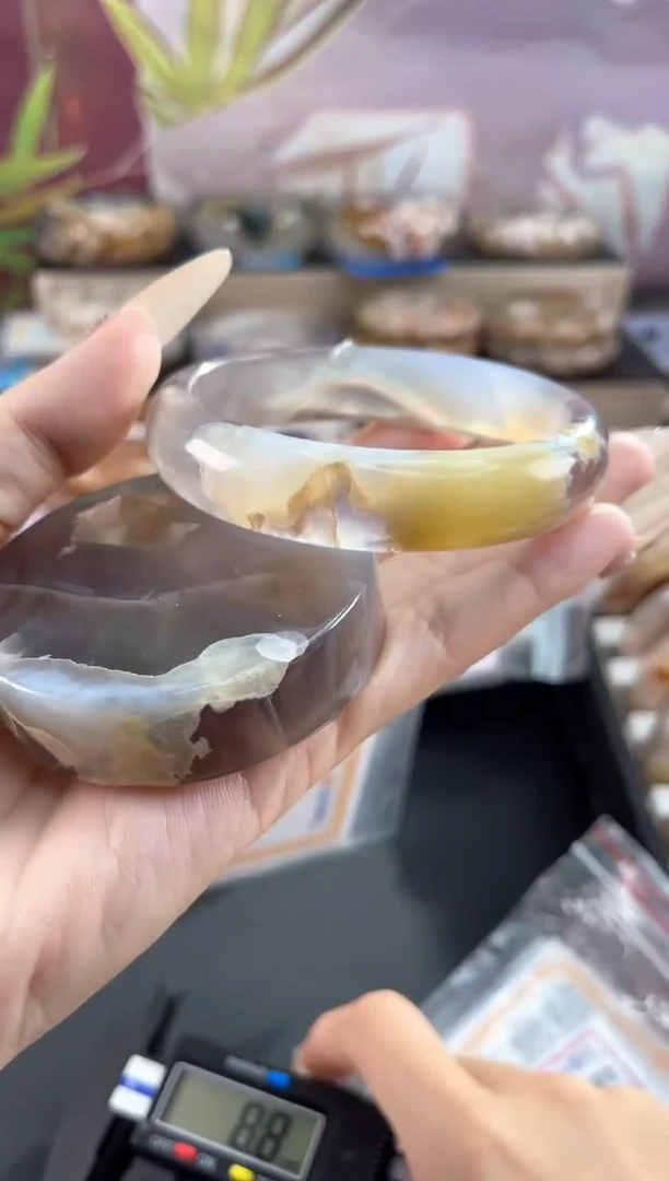 未镶嵌手镯石英质玉天然樱花玛瑙手镯63