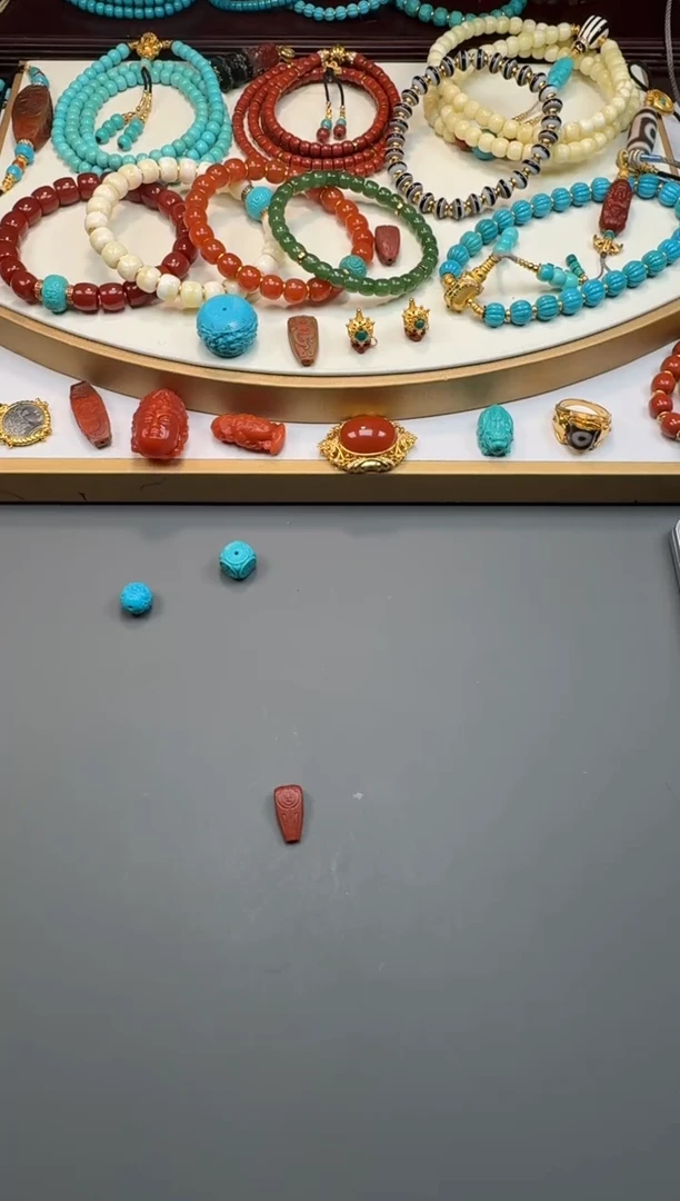 未镶嵌配饰南红玛瑙跋*～111