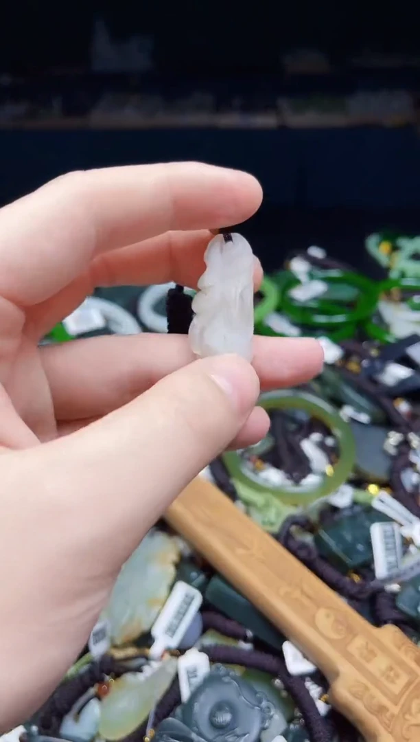 玉未镶嵌拍一发一