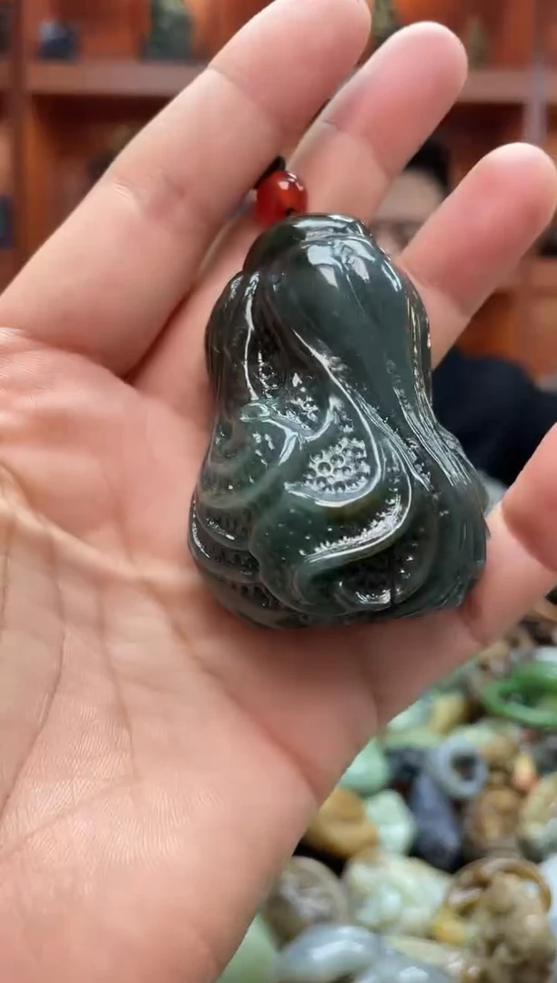 未镶嵌和田玉把件1