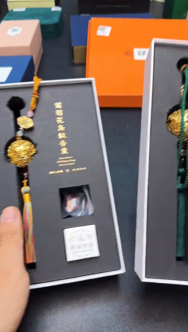瓷片全新正品一件不留@@WE1570