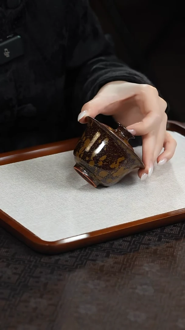 瓷李卡扬 酱紫 岩茶 二才盖碗