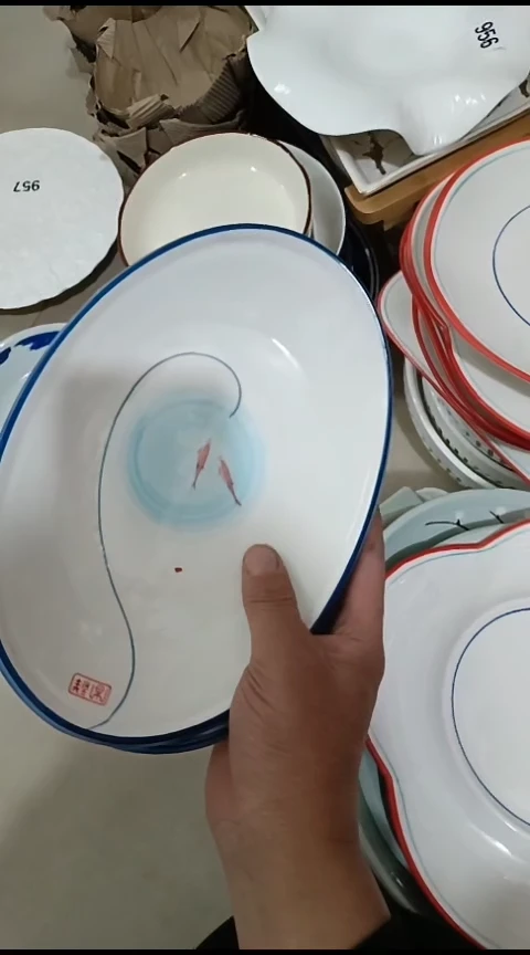 瓷手绘元宝盘二个装