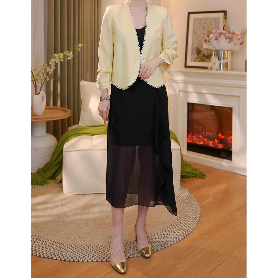 【橙蜜客】设计感短款西装外套 通勤拼接V领百搭外衫2551W000182