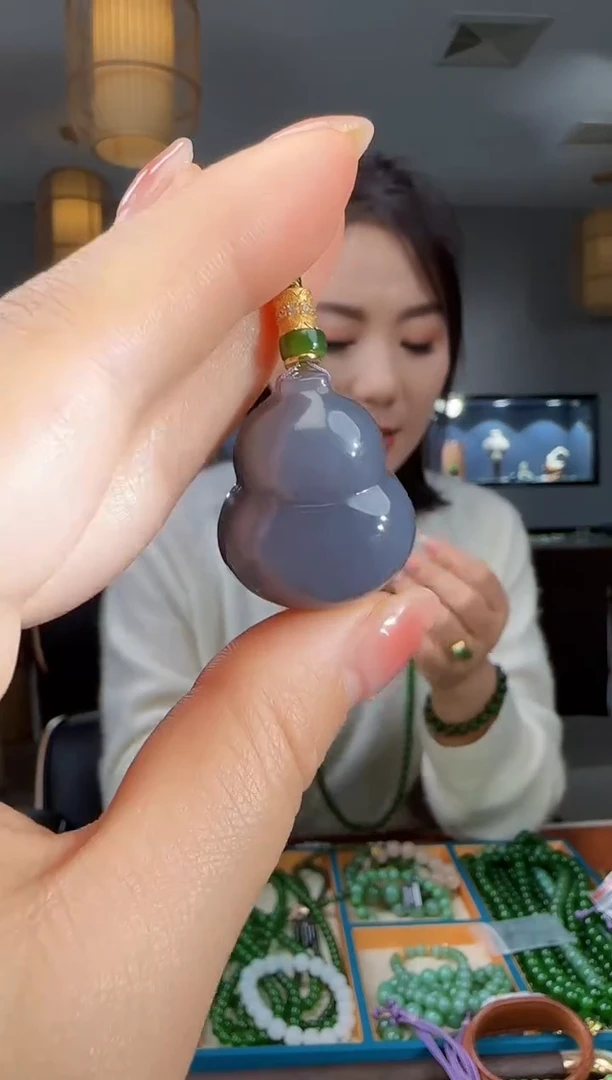 吊坠(不含链)未镶嵌和田玉1