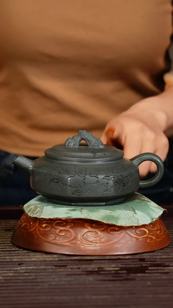 宜兴原矿紫砂壶茶壶宜兴原矿紫砂壶茶壶200C