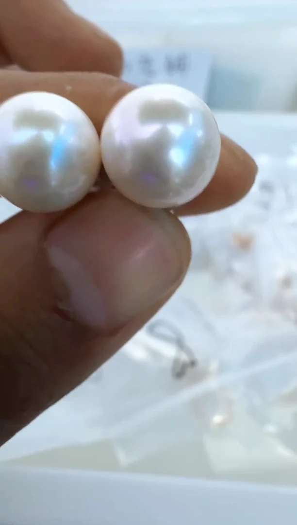 【闪购商品】淡水珍珠耳饰银S925镶嵌耳钉