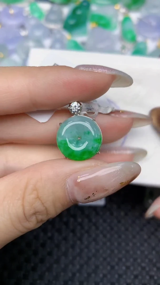 颈饰未镶嵌翡翠天然缅甸翡翠a货百元以上9元证书费自理