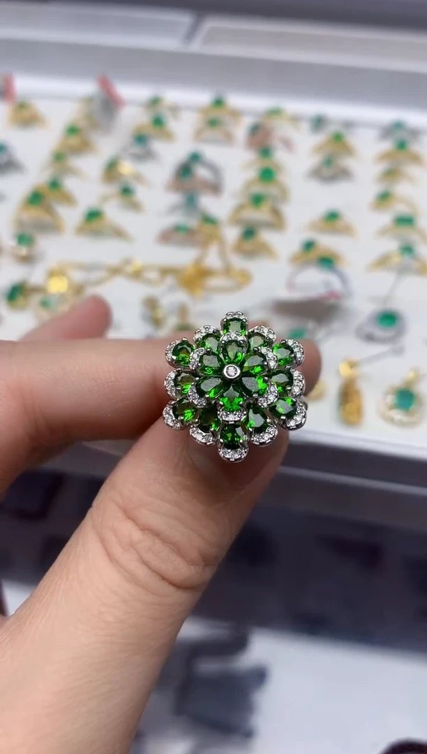 【闪购商品】透辉石戒指银S925镶嵌........