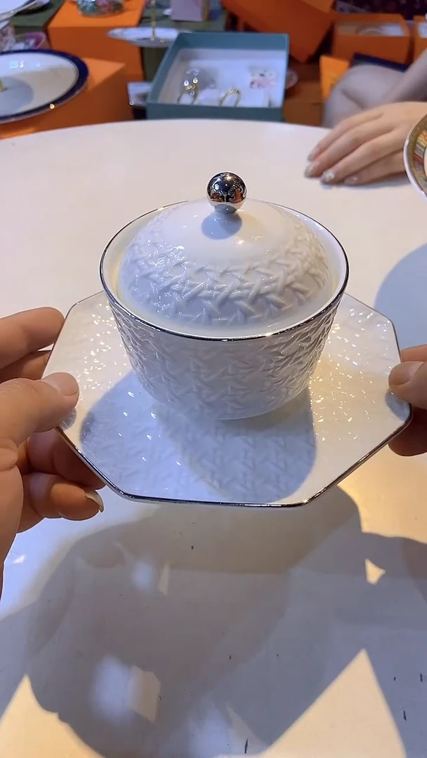 鸿辉家品牌瓷器，京东包邮！