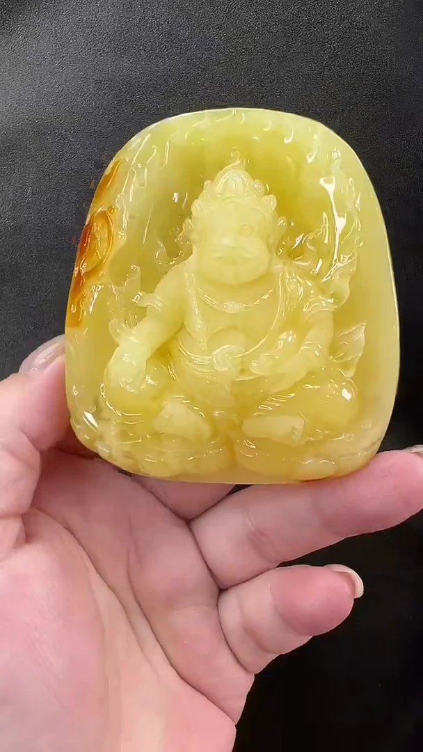 未镶嵌颈饰琥珀吊坠