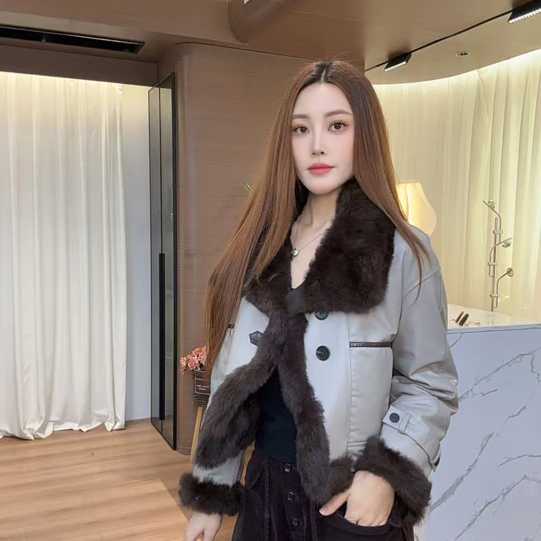 PINSHANGXIBAO/品尚喜宝女秋冬显瘦双面穿百搭皮衣外套 YY251065