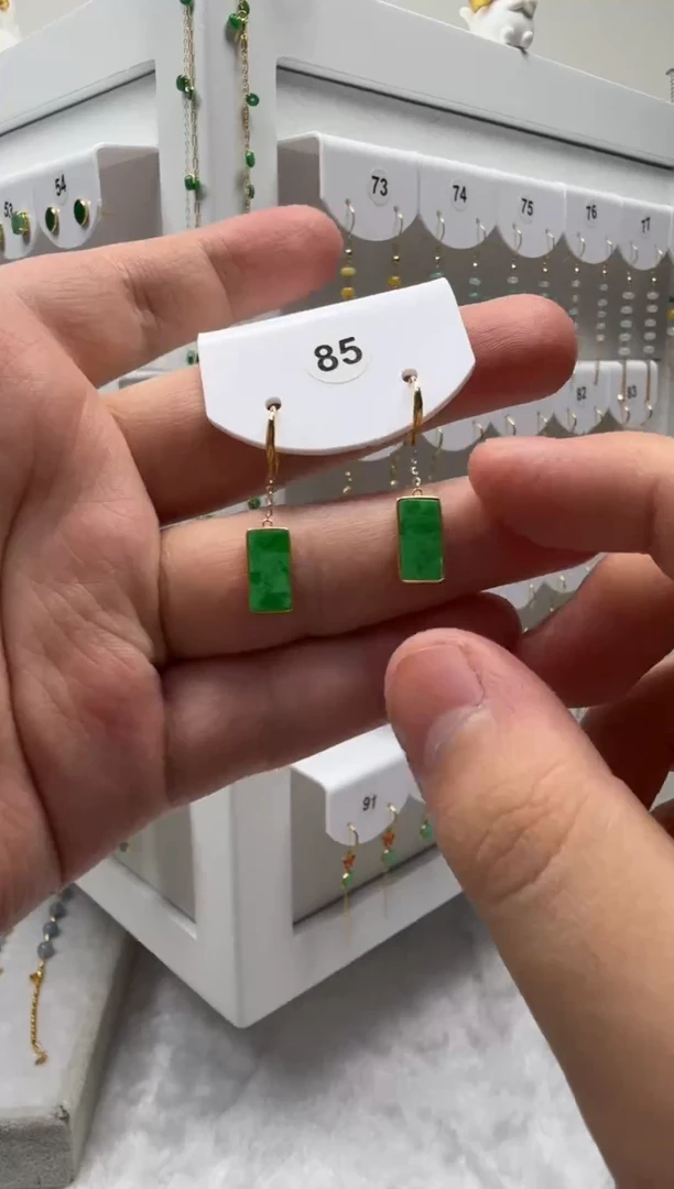 18K金镶嵌翡翠耳饰缅甸天然翡翠a货