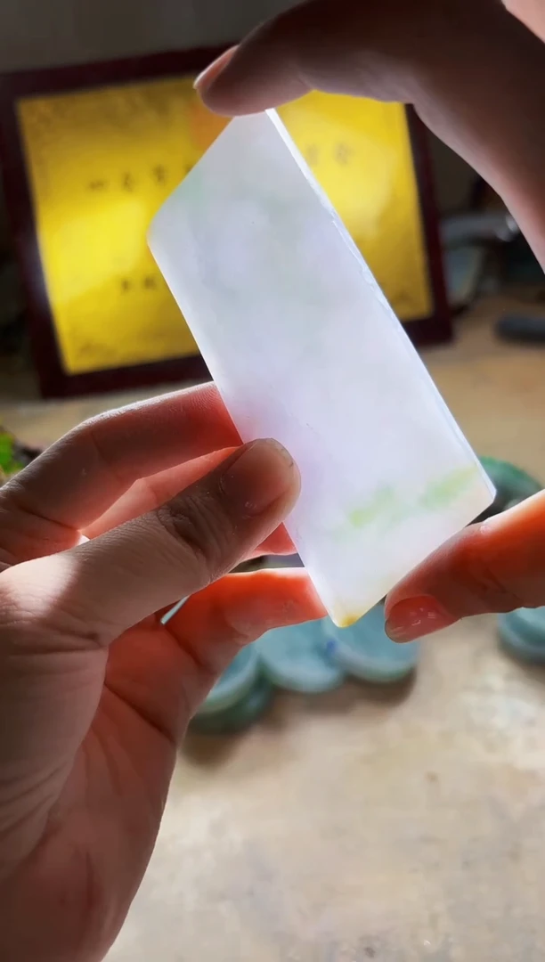 翡翠挂件未镶嵌A货曹璀605