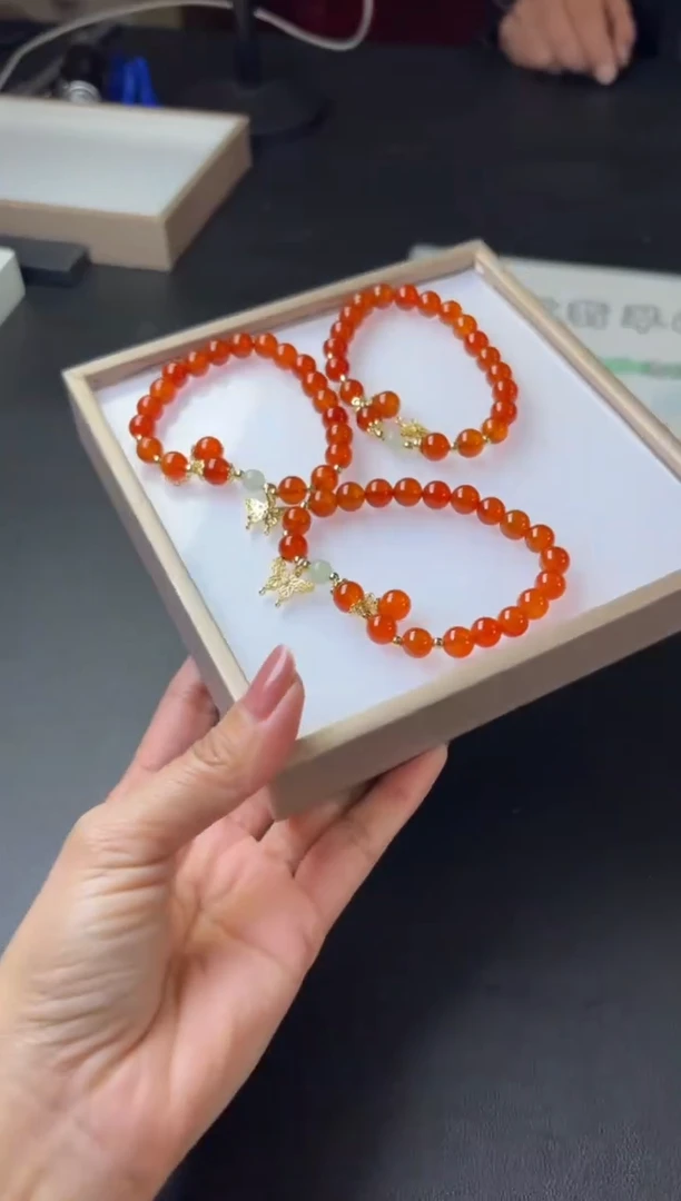 未镶嵌笔搁玛瑙/玉髓多样性发一件CX0109