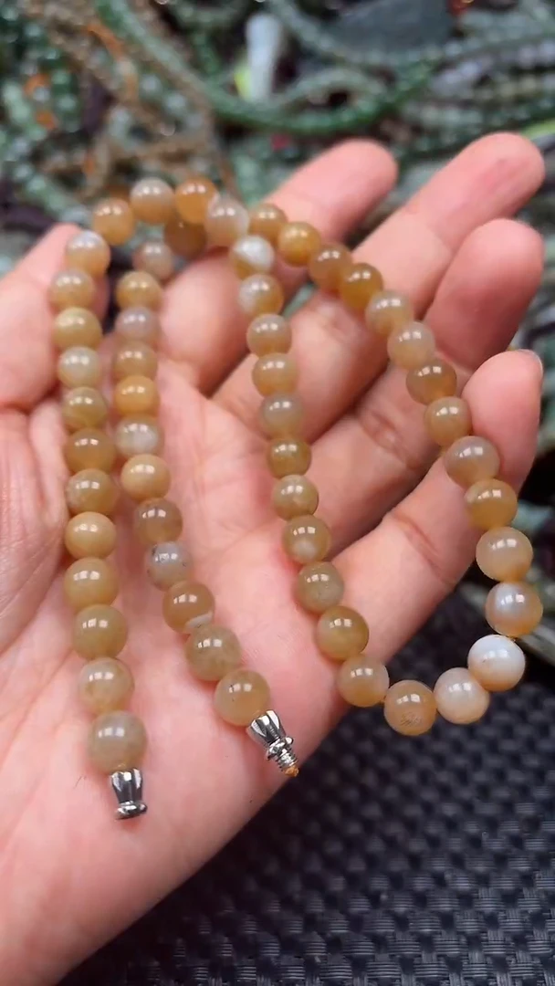 和田玉未镶嵌颈饰1