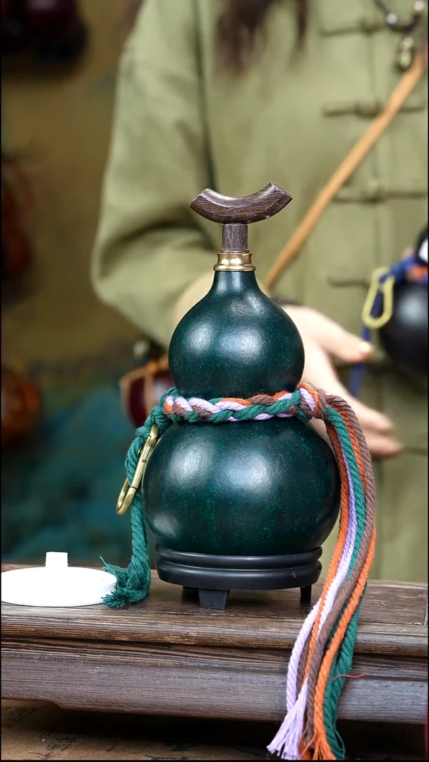 YZ008简约大漆款天然酒葫芦（一物一拍）