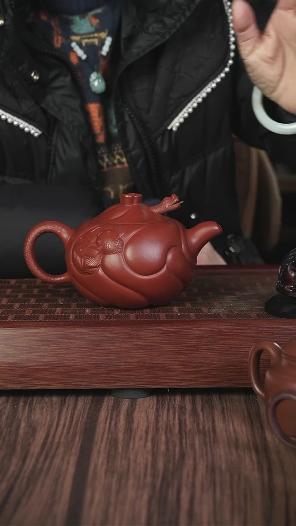 【闪购商品】紫砂茶壶战旗 朱泥 鱼化龙