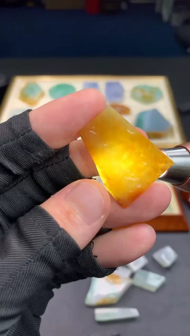 定制翡翠未镶嵌天然翡翠裸石