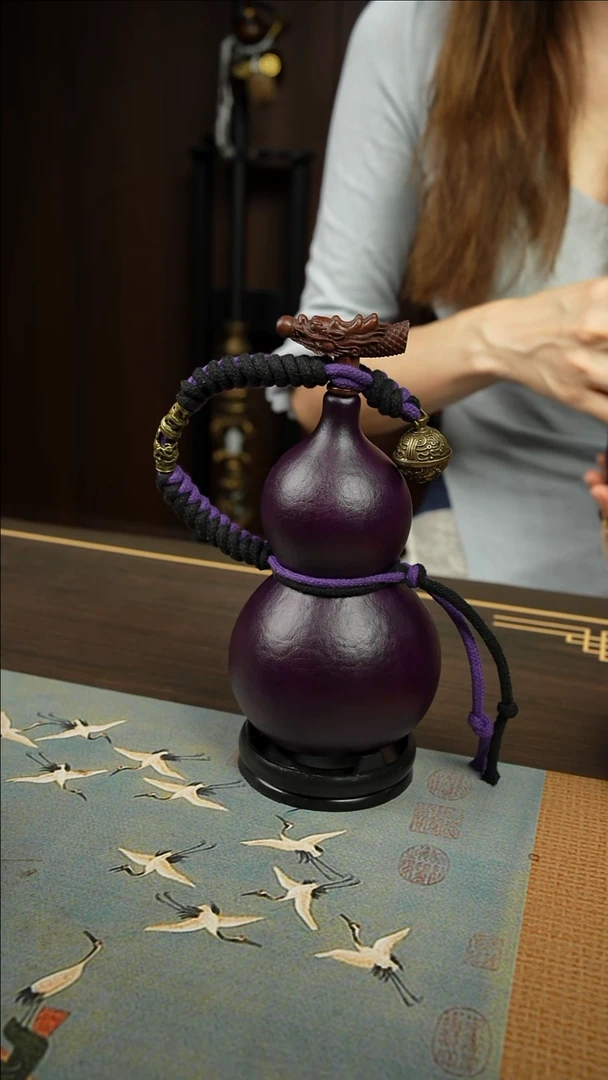 103号350ml左右非遗大漆酒葫芦