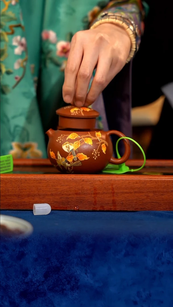 紫砂 宜兴紫砂 LNF 沉香泥  泥绘西施