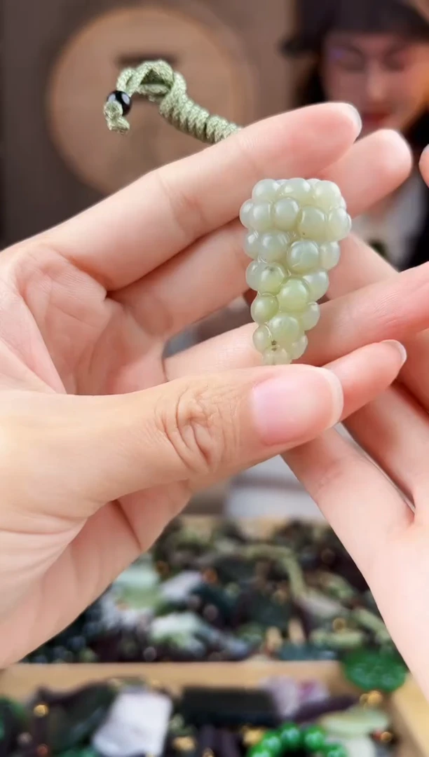 颈饰未镶嵌和田玉拍一发一，多样性发货