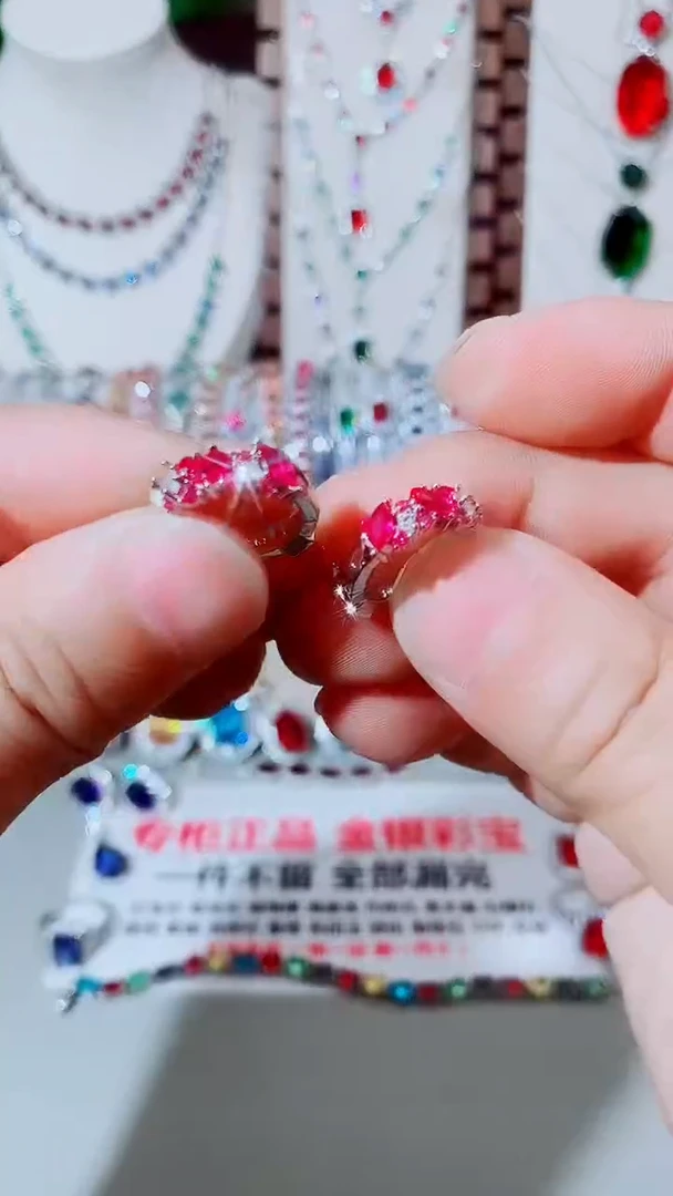 未镶嵌耳饰红宝石红宝石耳扣252