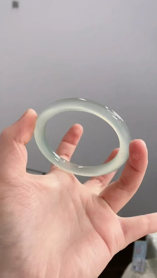 【闪购商品】玛瑙/玉髓手镯未镶嵌54圈圆条