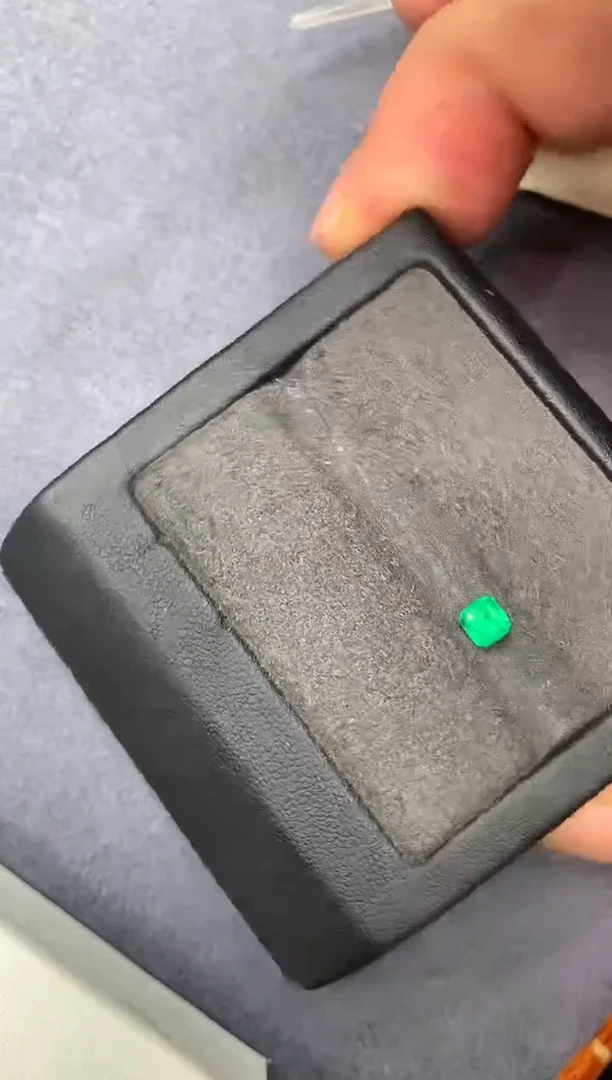 裸石祖母绿0.3ct 多样性发货一粒