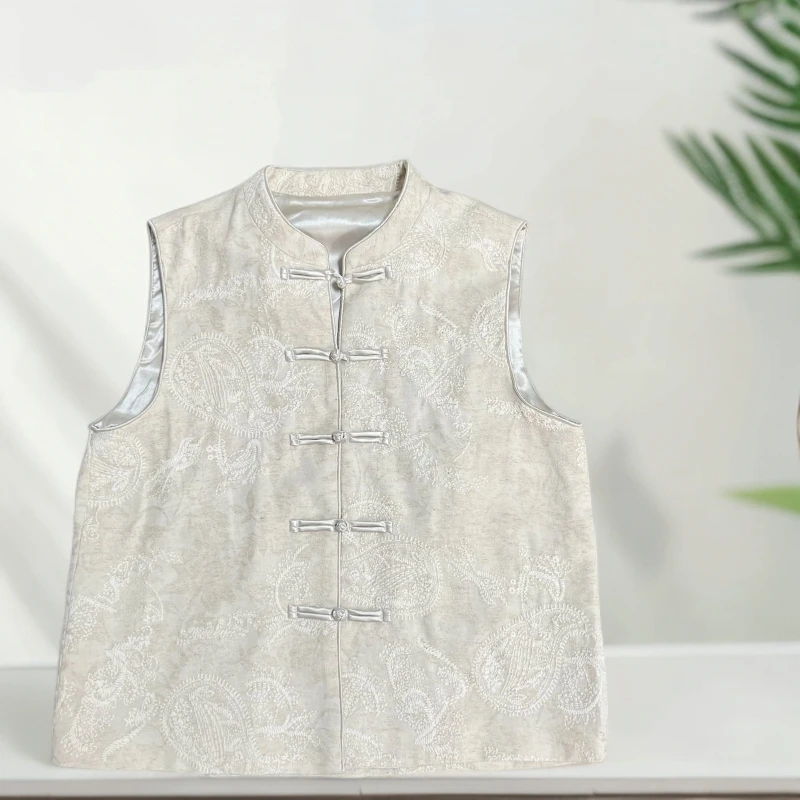 585暗纹刺绣马甲