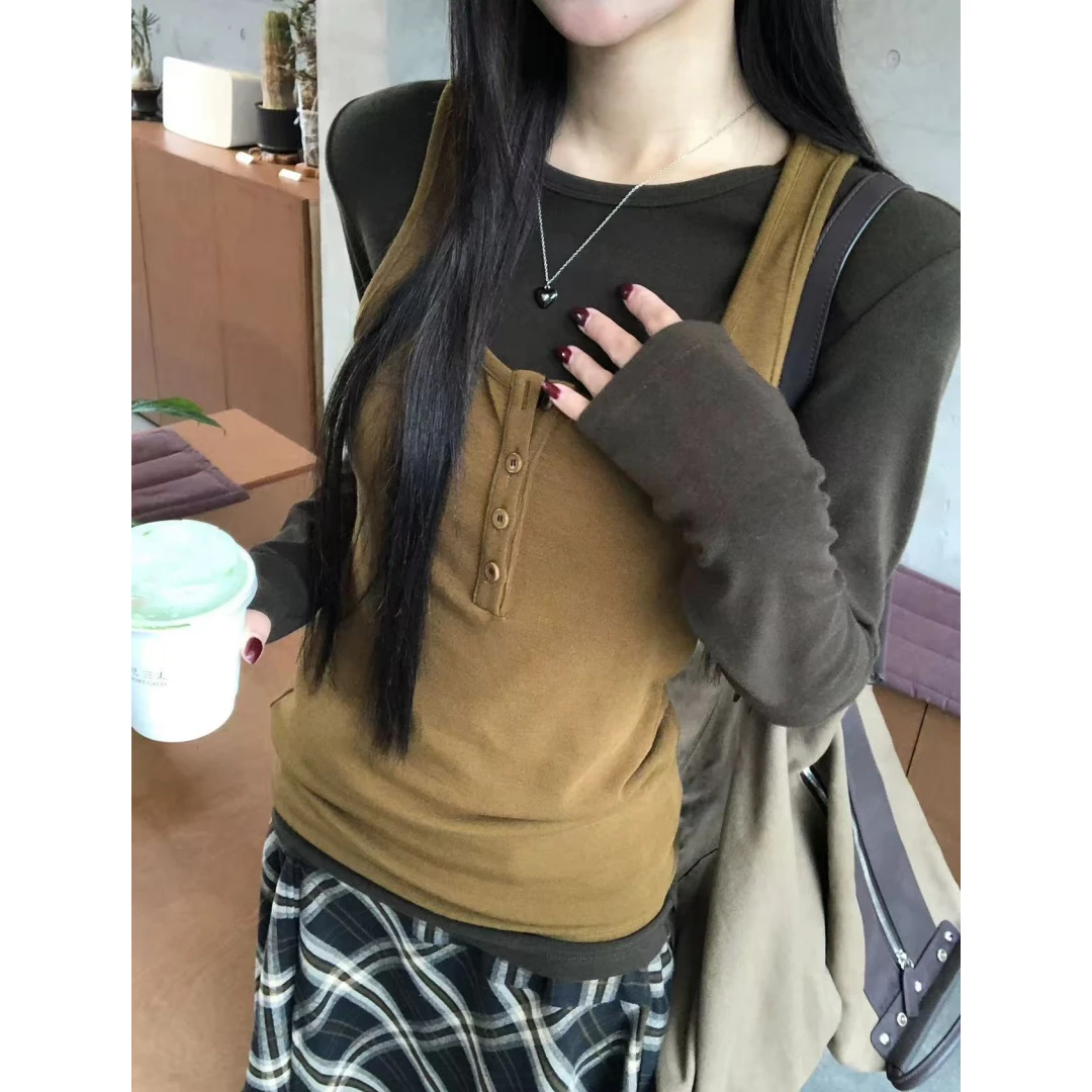 百搭休闲基础打底衫+宽松马甲背心两件套   60933