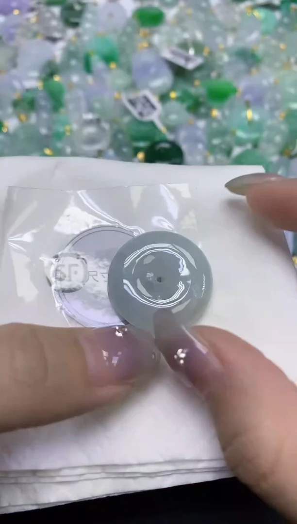 颈饰未镶嵌翡翠天然缅甸翡翠A货百元以上9元证书费自理