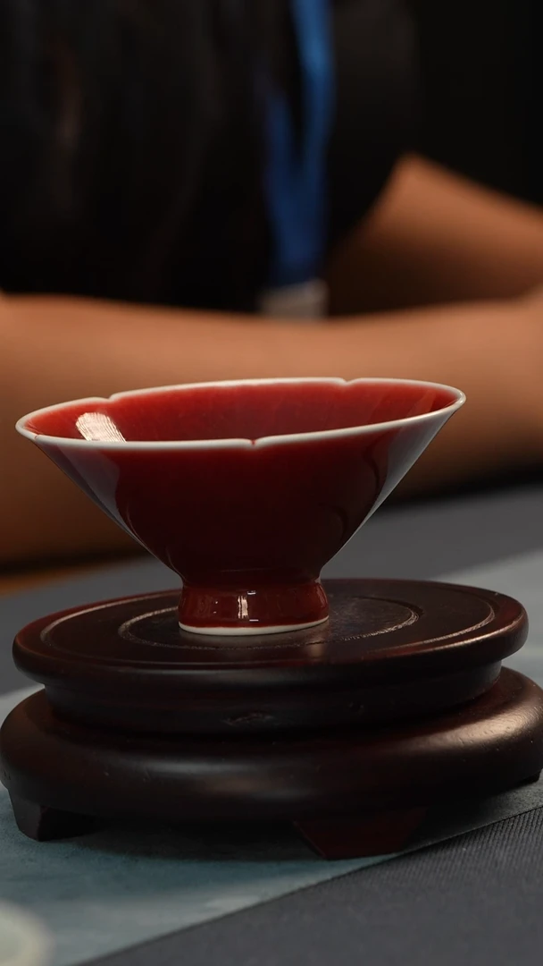 杯子非遗传承-徐建国-单色釉郎红斗笠杯